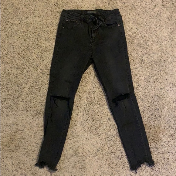 busted knee jeans!! - Picture 2 of 3